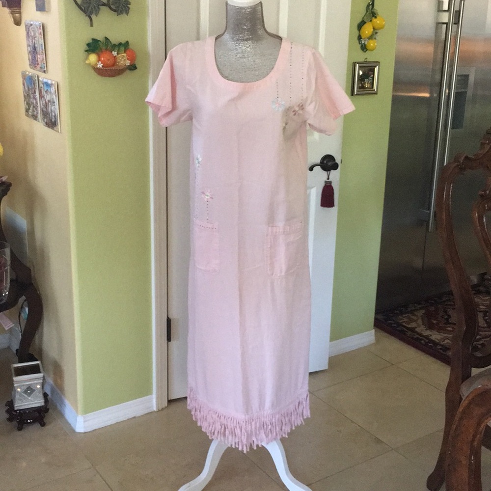 R & B COLLECTION VINTAGE PINK DRESS WITH FRINGES .